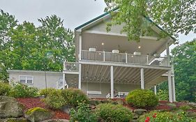 Charming Hanoverton Cottage On Guilford Lake!